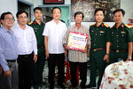 Phường Thủ Dầu Một phối hợp Trường Sĩ quan công binh thăm, tặng quà gia đình chính sách tiêu biểu nhân kỷ niệm 78 năm ngày Thương binh – Liệt sĩ