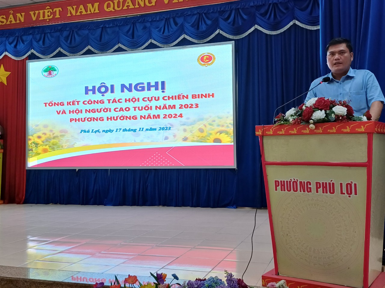 Ông Lê Thganh Liêm Phó BT thường trực, Chủ tịch HĐND phường phát biểu lãnh đạo hội nghị Tổng kết công tác Hội CCB NCT năm 2023