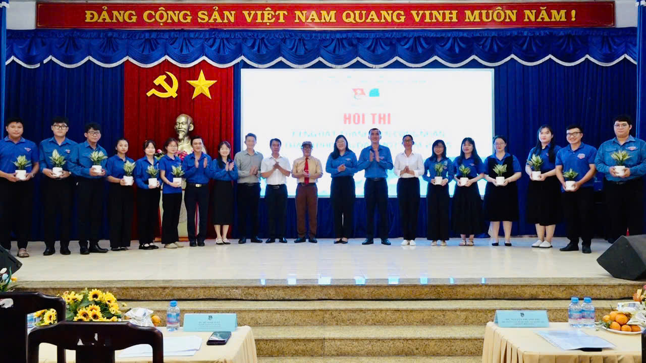 Lễ phát động hưởng ứng Tuần Lễ thanh niên công nhân; Tháng thanh niên công nhân Việt Nam và Hội thi tiếng hát thanh niên công nhân