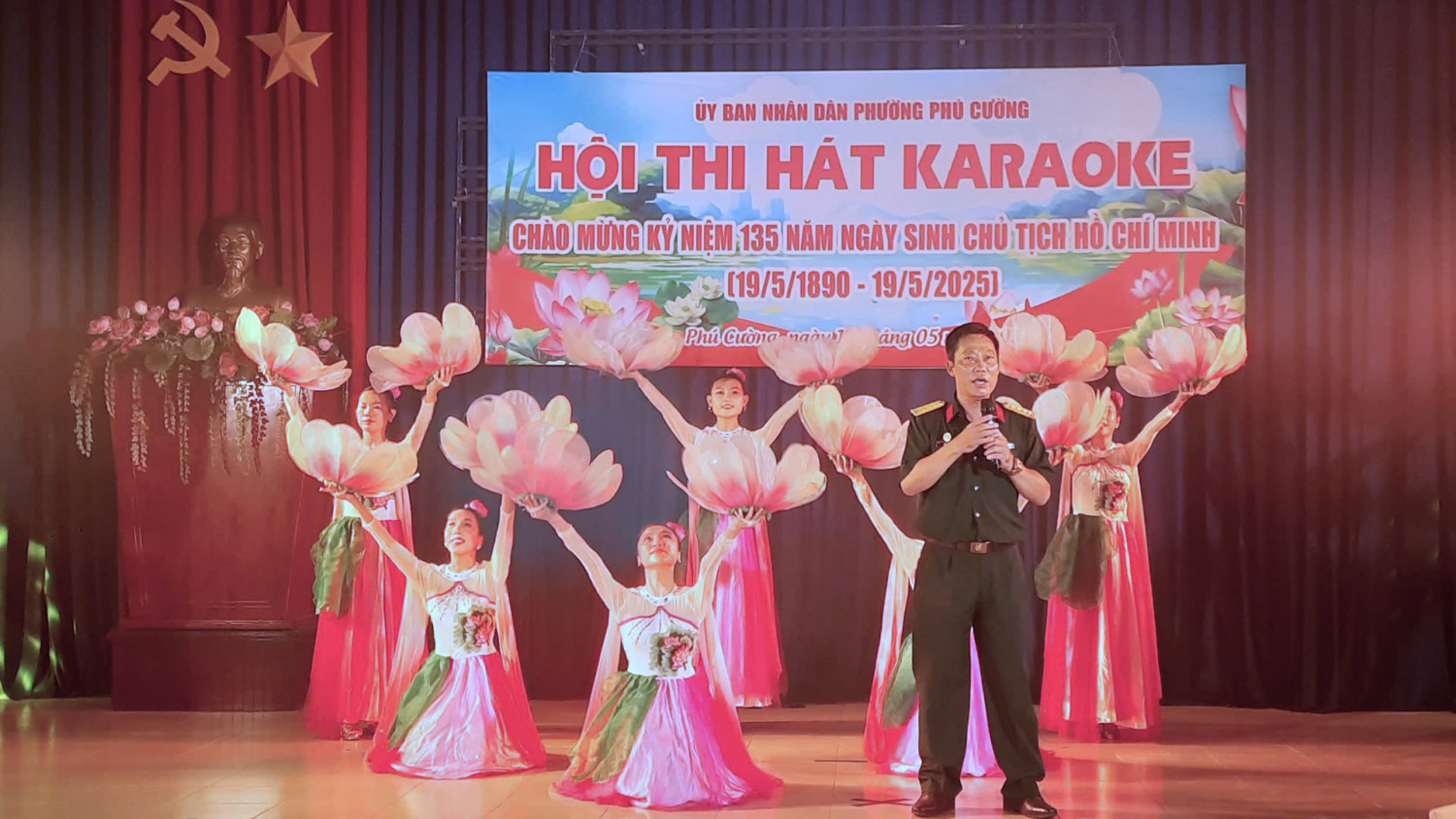 Phường Phú Cường tổ chức Hội thi hát Karaoke chào mừng kỷ niệm 135 năm Ngày sinh Chủ tịch Hồ Chí Minh