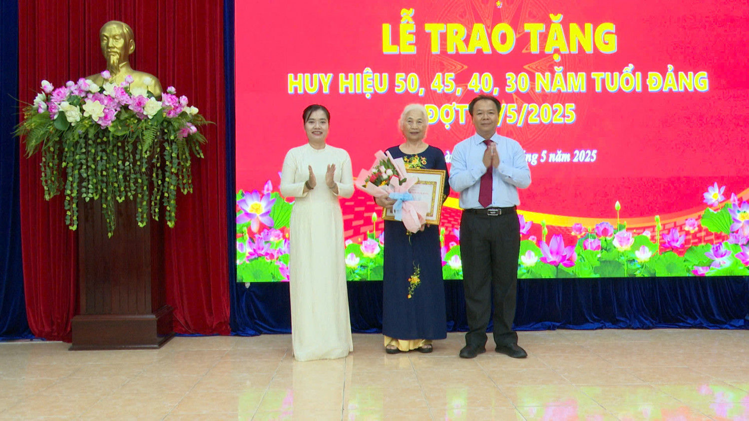 Đảng ủy phường Hiệp Thành tổ chức họp mặt kỷ niệm 135 năm Ngày sinh Chủ tịch Hồ Chí Minh (19/5/1890 – 19/5/2025) và Tổng kết 10 năm thực hiện Chỉ thị số 05-CT/TW