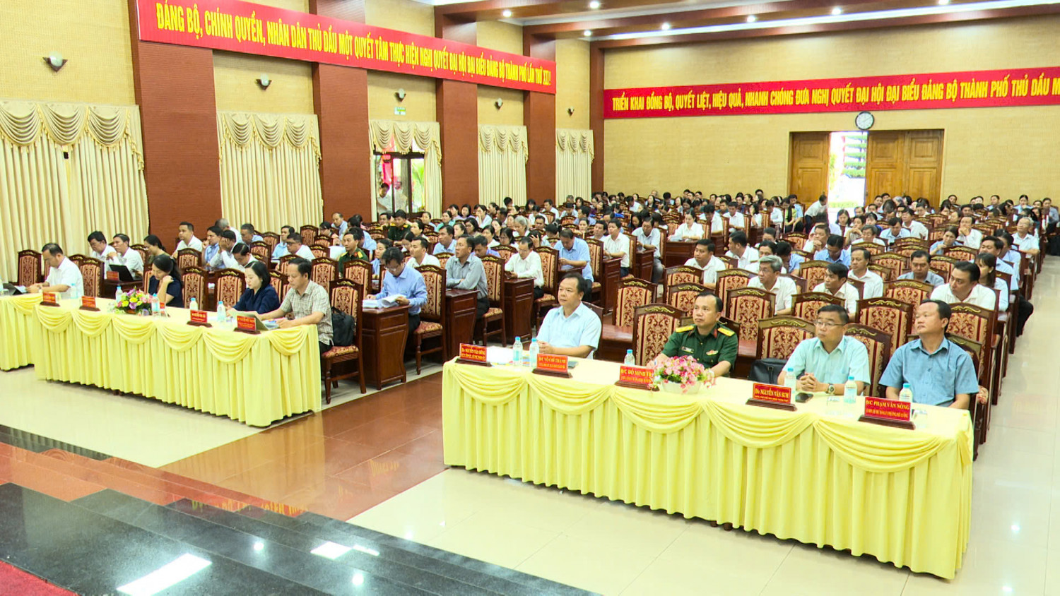 Thành ủy Thủ Dầu Một tổ chức hội nghị quán triệt văn bản chỉ đạo mới