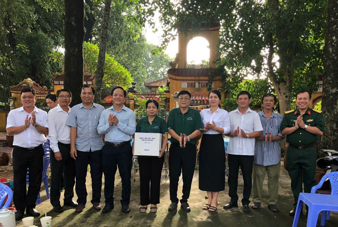 Phường Tương Bình Hiệp tiếp tục thực hiện mô hình “Cà phê sáng – trao đổi với nhân dân”
