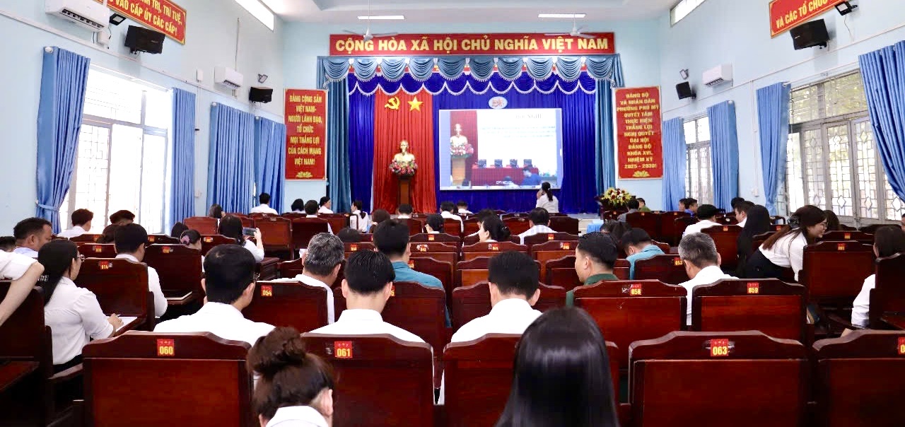 Phường Bình Dương tham gia hội nghị trực tuyến Ban chỉ đạo Trung ương về phát triển khoa học, công nghệ, đổi mới sáng tạo và chuyển đổi số