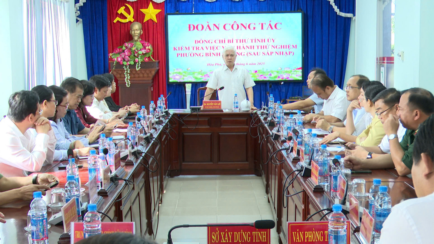Dừng hoạt động Cán bộ không chuyên trách cấp xã, khu, ấp, thôn