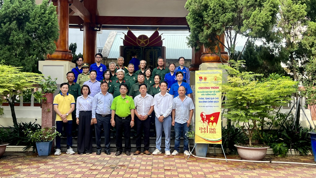 Đoàn thành niên và Hội Cựu chiến binh phường Thủ Dầu Một tổ chức các hoạt động thiết thực nhân kỷ niệm 78 năm Ngày Thương binh - Liệt sĩ